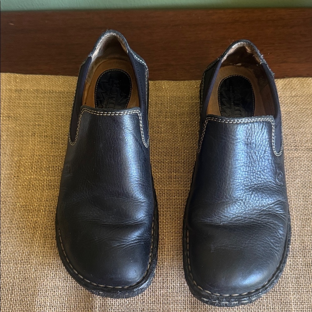 Born Men’s Black Blast Leather Slip On Shoes Tru Opanka Size 9 Tree Pattern Sole